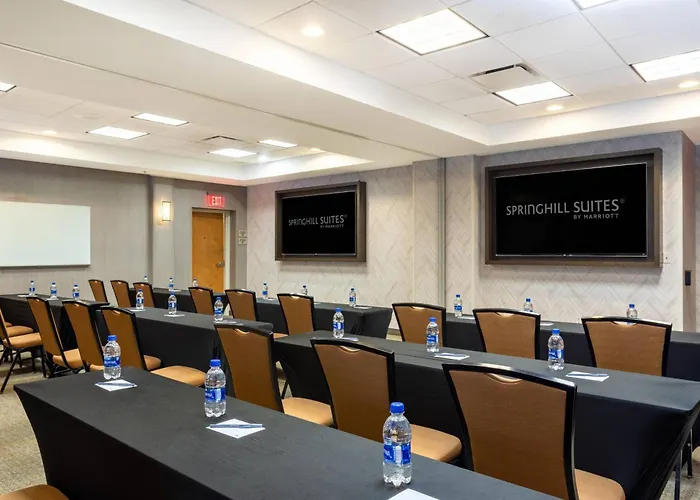 Springhill Suites By Marriott Miami Airport South Blue Lagoon Area