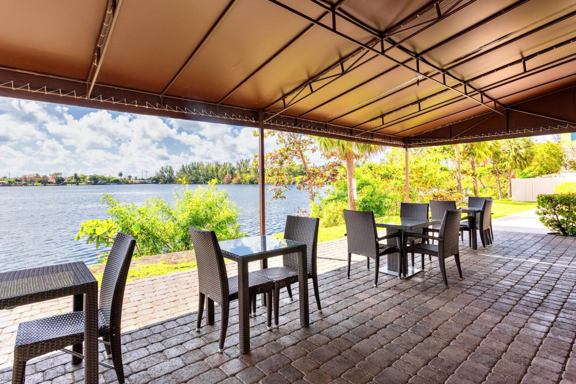 Springhill By Marriott Airport South Blue Lagoon Area Miami Springs