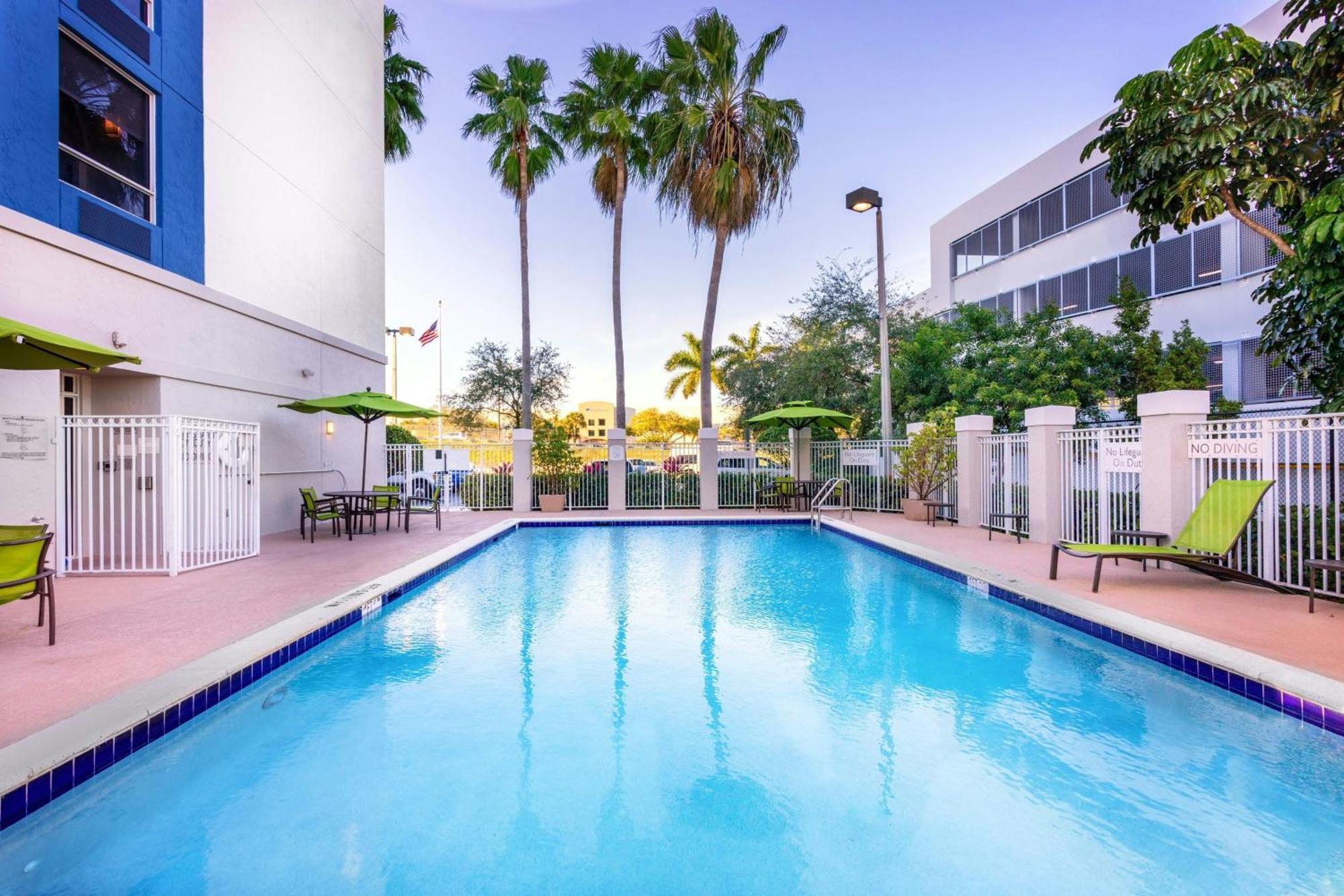 Springhill By Marriott Airport South Blue Lagoon Area 3*