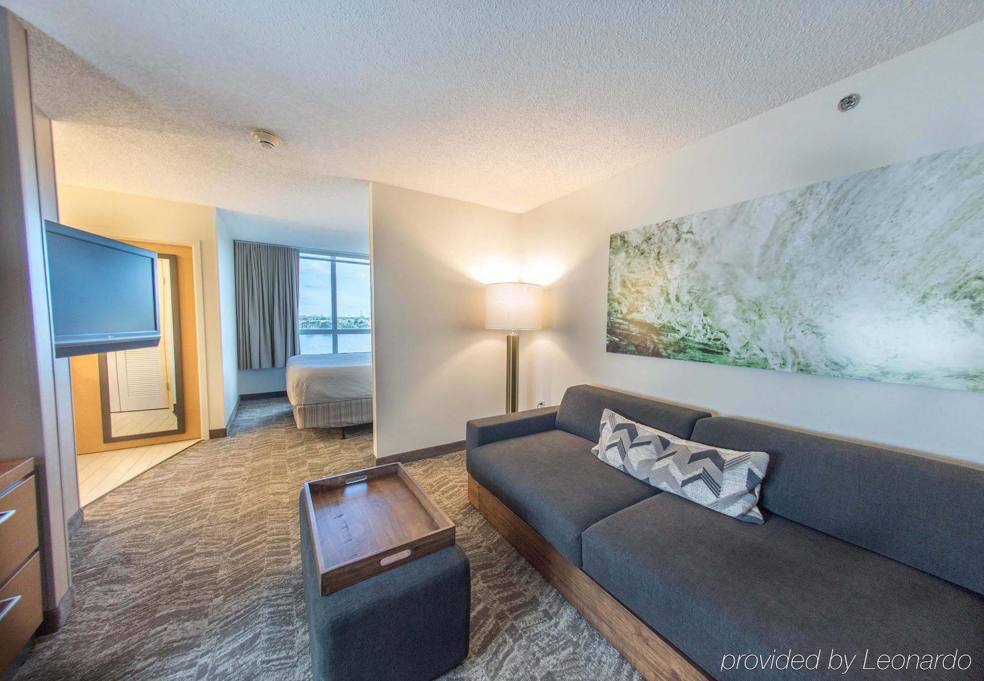 Hotel Springhill By Marriott Miami Airport South Blue Lagoon Area 3*