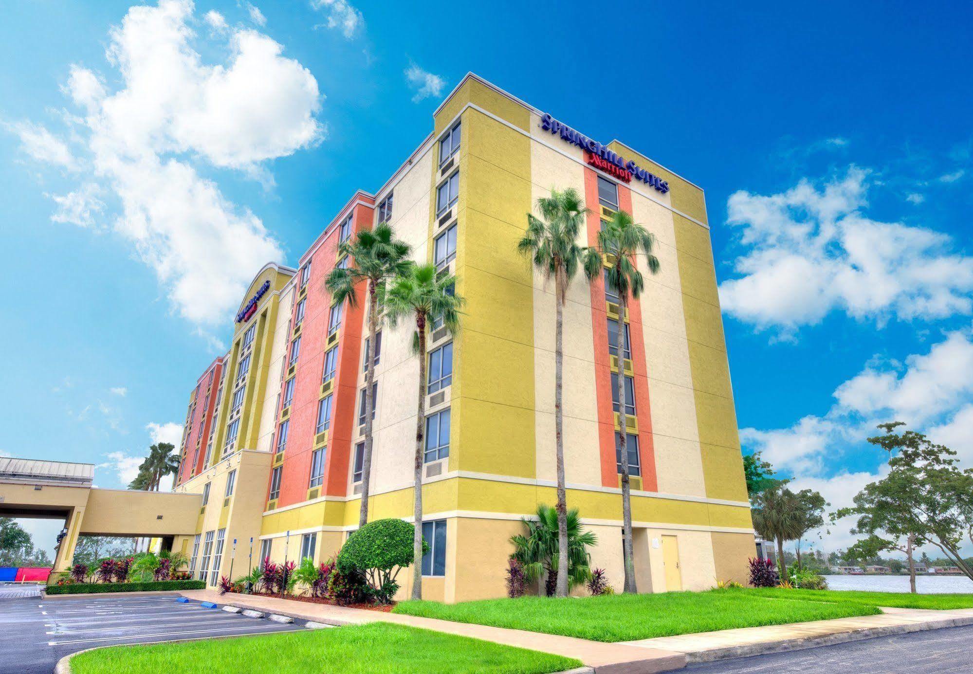 Hotel Springhill By Marriott Miami Airport South Blue Lagoon Area 3*