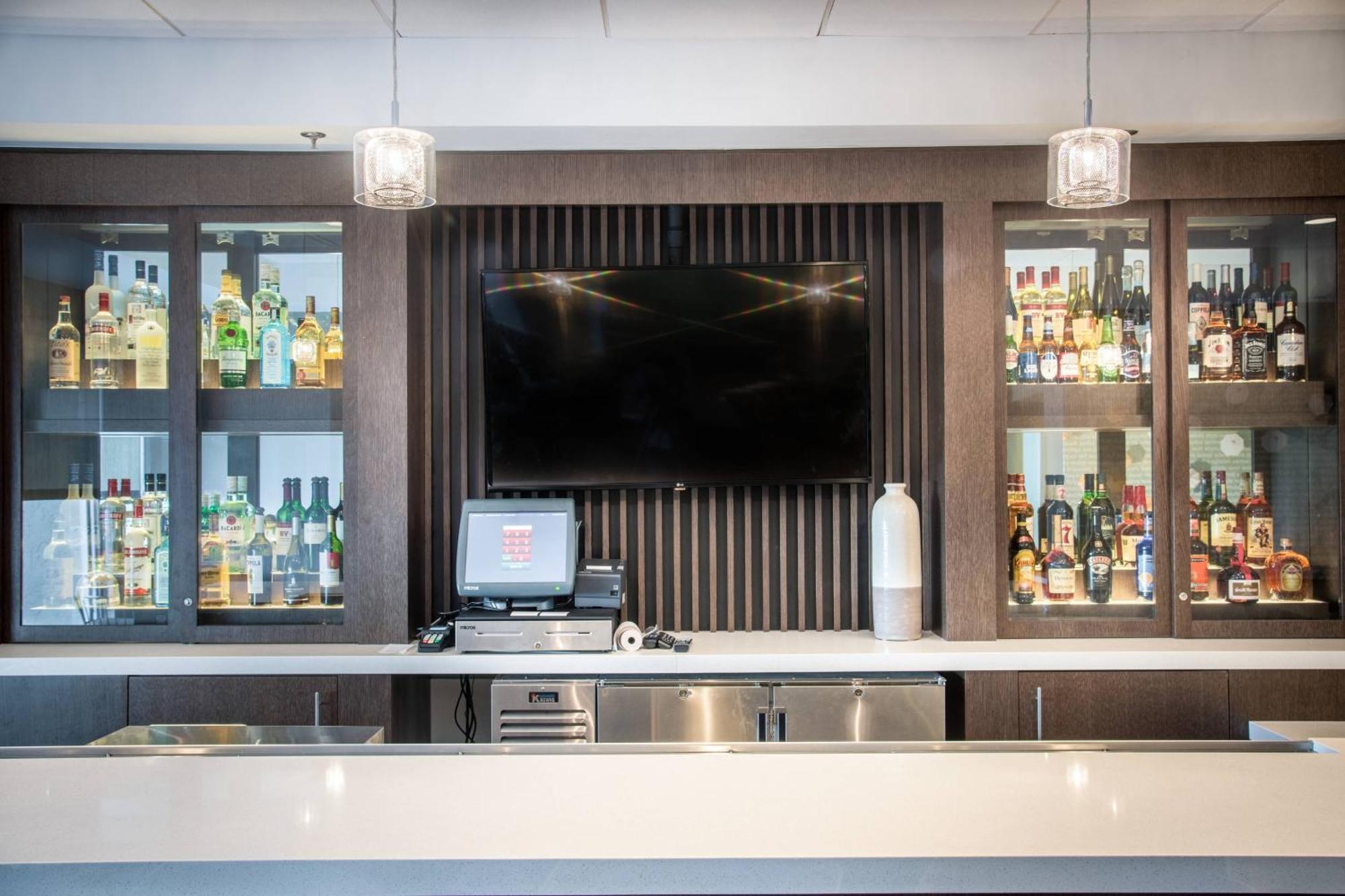 Springhill By Marriott Miami Airport South Blue Lagoon Area 3*